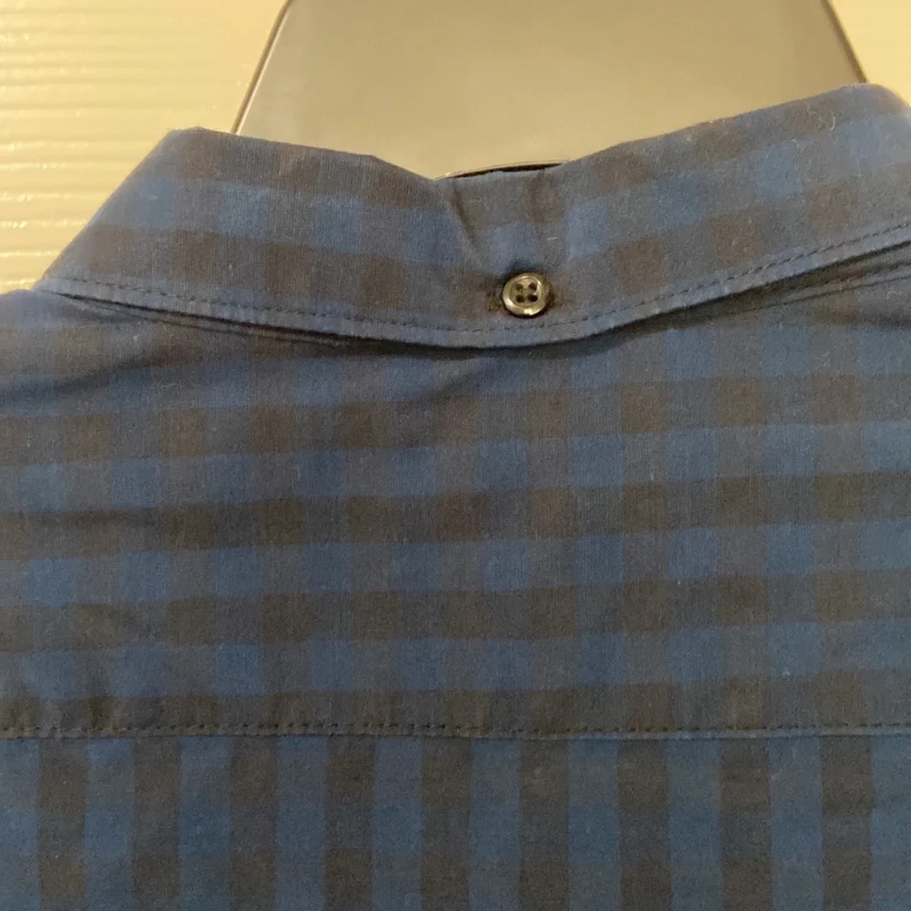 Field and Stream button up shirt - Picture 5 of 6